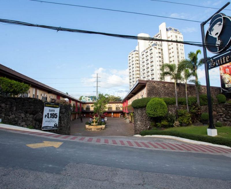 Victoria Court Suites Pasig Εξωτερικό φωτογραφία