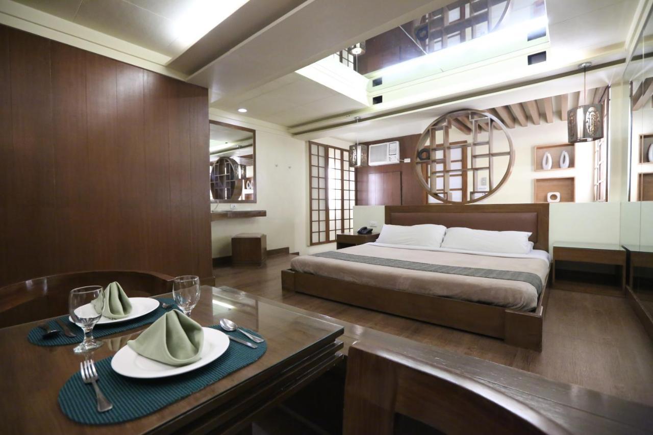 Victoria Court Suites Pasig Εξωτερικό φωτογραφία